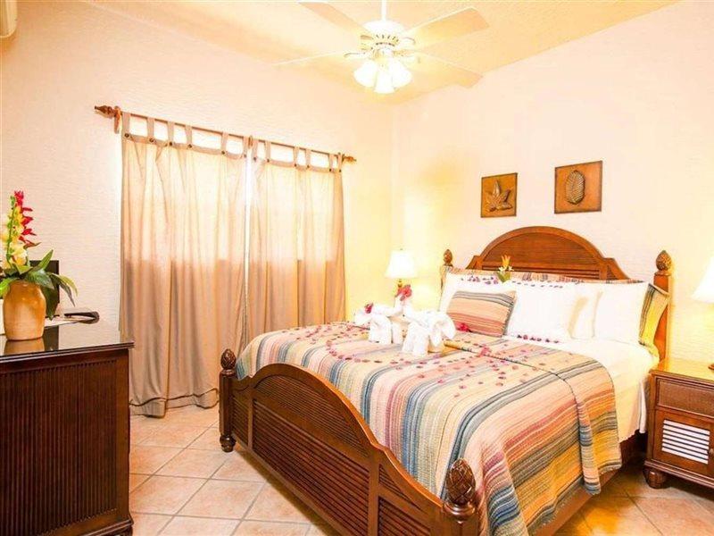 Clarion Suites Roatan At Pineapple Villas French Harbour Luaran gambar