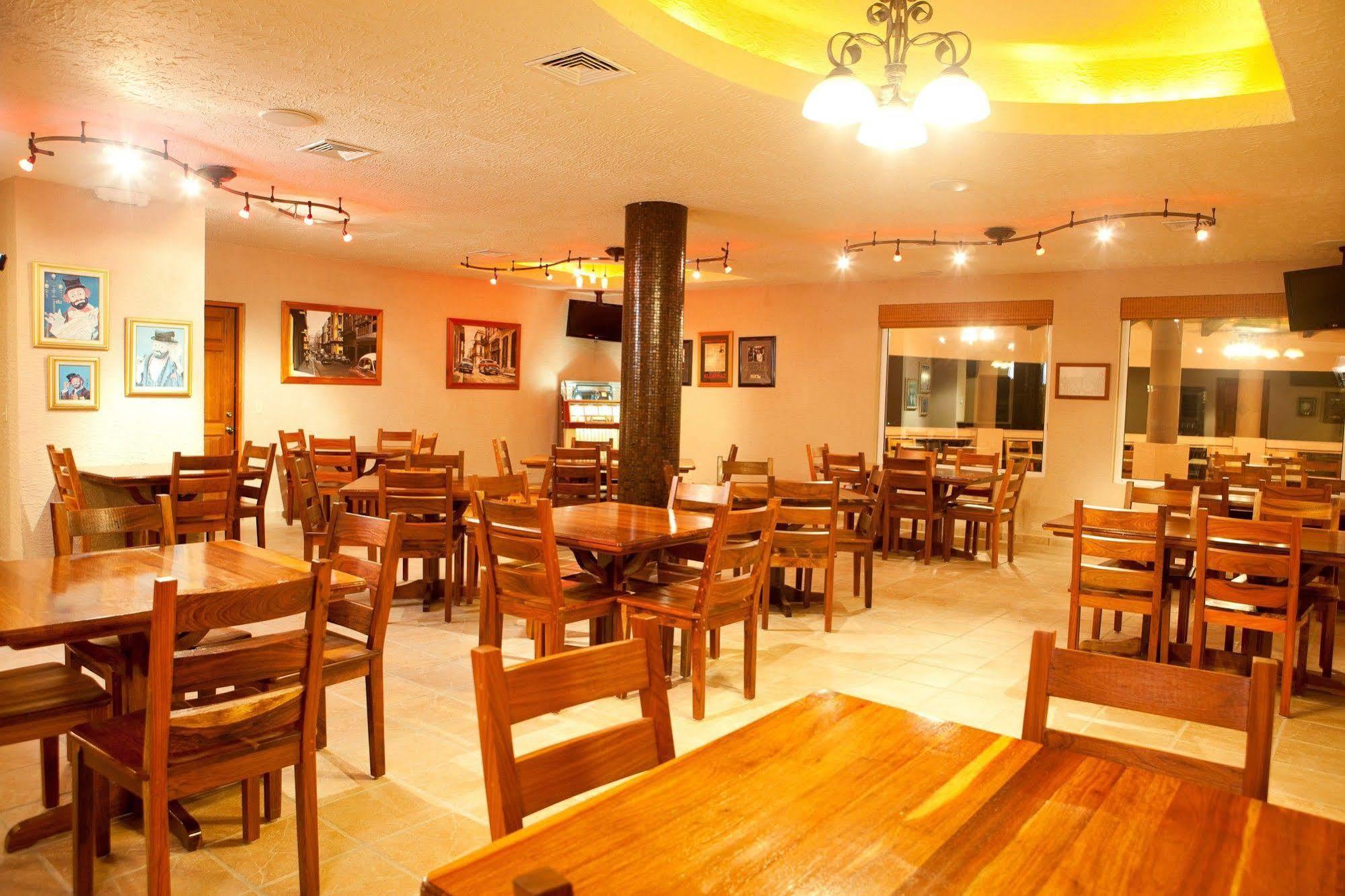 Clarion Suites Roatan At Pineapple Villas French Harbour Luaran gambar